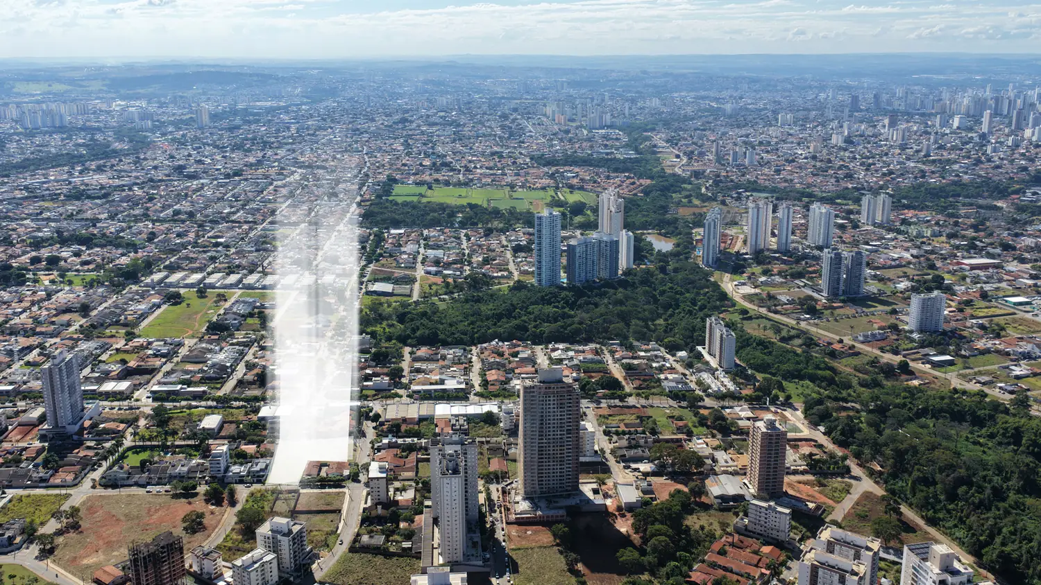 Vista aérea do Parque Cascavel e região